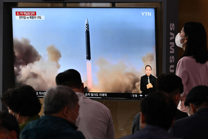 北朝鮮による弾道ミサイル発射は「核保有国の体制構築」に向けて進むための一環