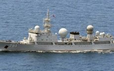 相手の軍事活動の情報を公開することが「抑止」につながる　中国海軍の情報収集艦が八丈島の北を通過