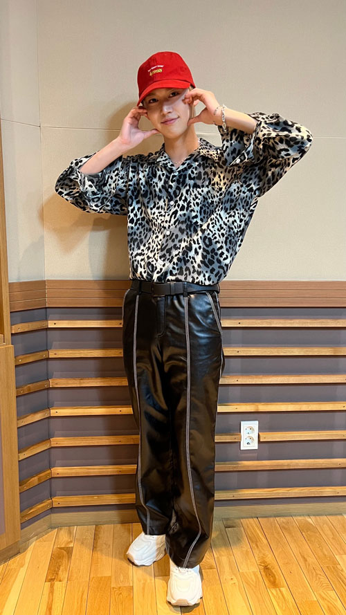 JO1白岩瑠姫「どうしても誰かに見せたくて……」韓国でのホテルライフを満喫の写真