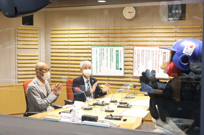 東京ヤクルトスワローズ「つば九郎」がニッポン放送を訪問！ 中川家、三宅裕司らの番組にサプライズ出演