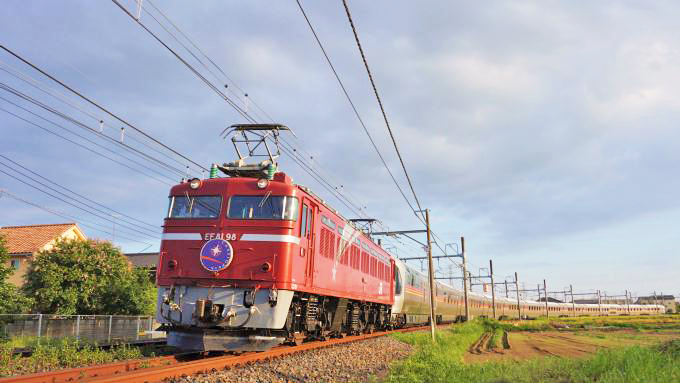 EF81形電気機関車＋E26系客車・団体臨時列車「カシオペア紀行」、東北本線・栗橋～古河間