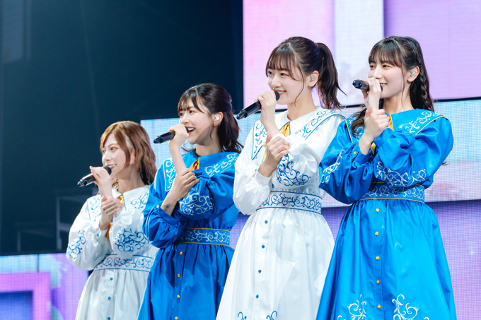 佐々木美玲、東村芽依、河田陽菜、松田好花による「10秒天使」　～日向坂46「Happy Smile Tour 2022」国立代々木競技場第一体育館　DAY1　　カメラ：上山陽介