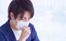 大半の人がマスク着用も、インフル「流行開始」　「『マスクの感染予防効果って実は……』と疑問視されるのでは」辛坊治郎が指摘