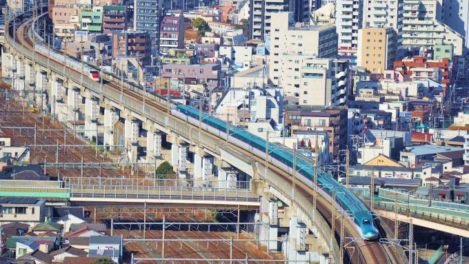 E5系新幹線電車「はやぶさ」・E926形新幹線電車「East i」、東北新幹線・大宮～上野間
