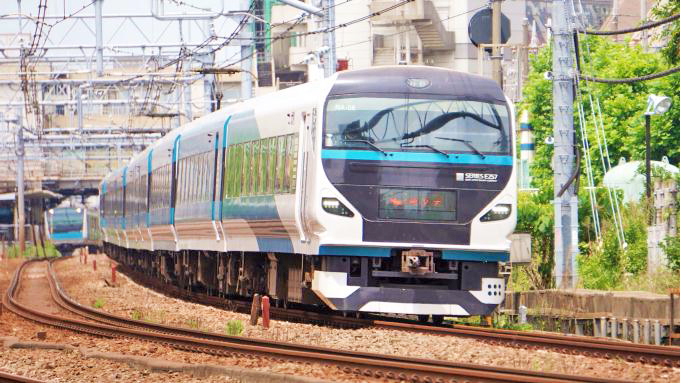 E257系電車・特急「踊り子」、東海道本線・大森～蒲田間