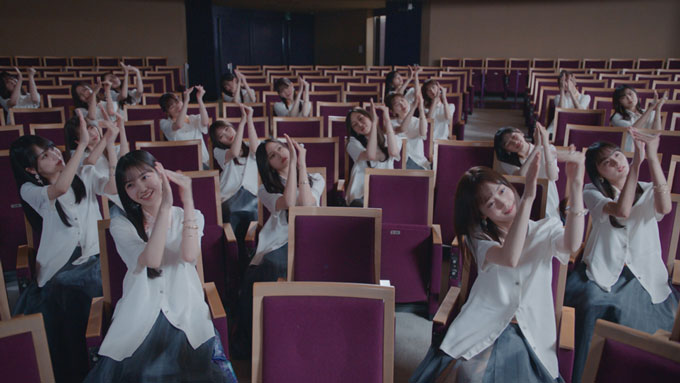 乃木坂46 32ndシングル「人は夢を二度見る」Music Video公開