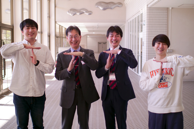 ハンズとコラボ？！　奈良県の文系総合大学、帝塚山大学にランパンプスが潜入！