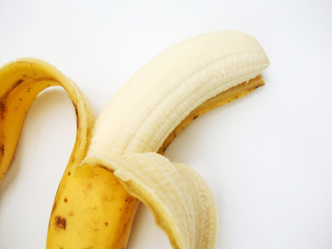夕食の前にバナナを食べると「レジスタントスターチ」が大腸の末端まで届き、善玉菌の餌になる