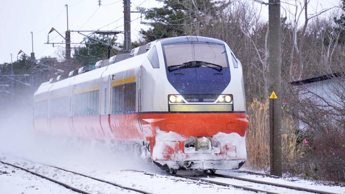 E751系電車・特急「つがる」、奥羽本線・大久保～追分間