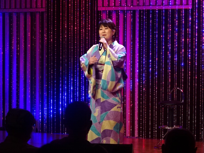 中村美律子、「120歳現役歌手」になるための「特別なスクワット」とは
