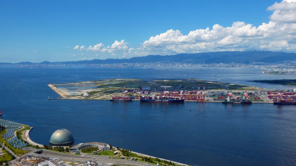 【写真】大阪で貼られた自民の『夢洲にディズニーを！』ポスター ニッポン放送 NEWS ONLINE