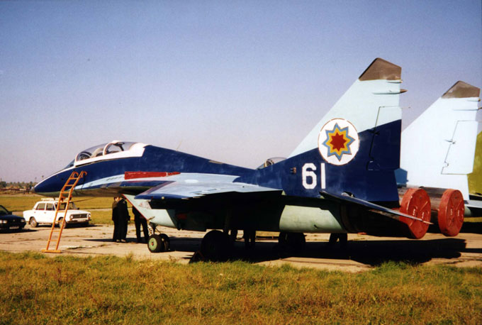モルドバ空軍のMiG-29UB
