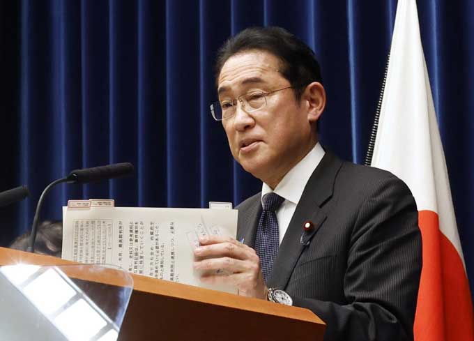 岸田首相“ニヤリ会見”　「解散権を弄んだ」支持率低下の背景を政治ジャーナリストが指摘