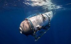 水圧によって潰されたか　潜水艇「タイタン」の破片を発見　5人全員死亡