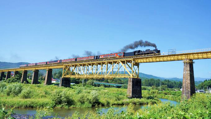 C57形蒸気機関車＋12系客車・快速「SLばんえつ物語」、磐越西線・山都～喜多方間