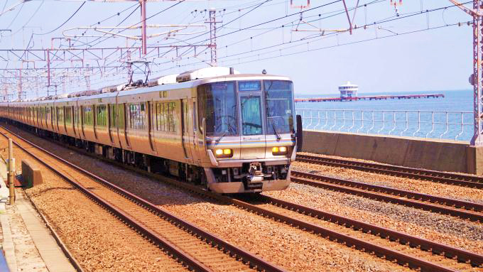 223系電車「新快速」、山陽本線・須磨～塩屋間