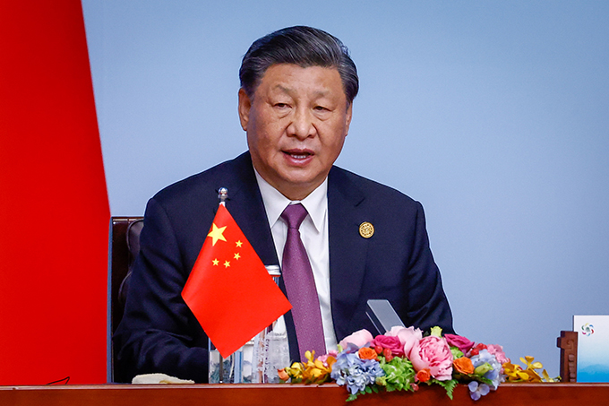 習近平氏が「孤立無援」のAPECに出席しなければならない中国の「経済的な事情」