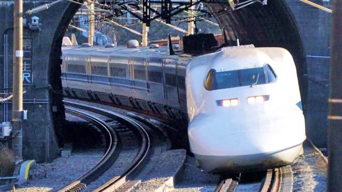 700系新幹線電車「のぞみ」、東海道新幹線・新横浜～小田原間（2020年撮影）