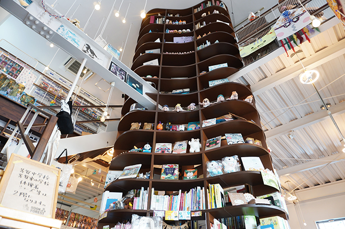 絵本は子どもが「人生で最初に触れる本」　芳賀町唯一の書店「BOOK FOREST 森百貨店」