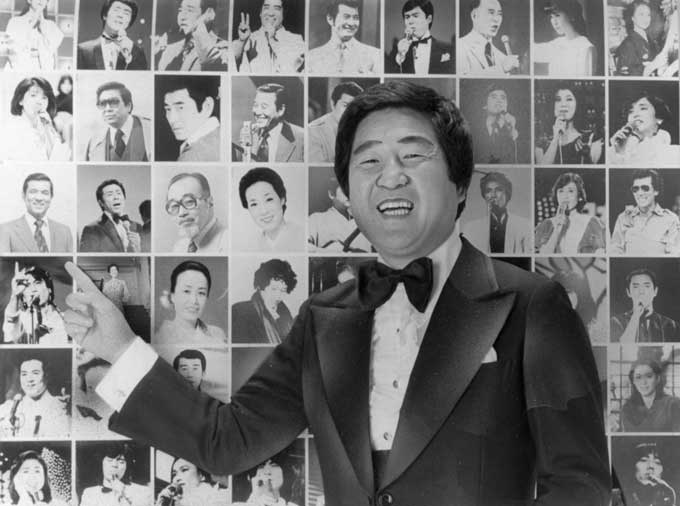 「歌のワイド・９０分!!」の司会者、徳光和夫アナ　撮影日：1982年9月　写真提供：産経新聞社