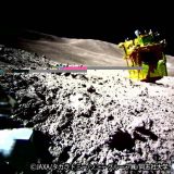 「LEV-2」から撮影した月面画像（JAXA・タカラトミー・ソニーグループ（株）・同志社大学　提供）