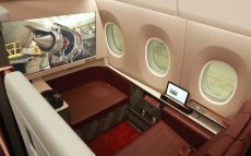 JAL国際線新主力機就航　個室風の豪華座席も！「ファーストクラス往復250～300万円。YouTuberやインフルエンサーが搭乗」専門家が解説