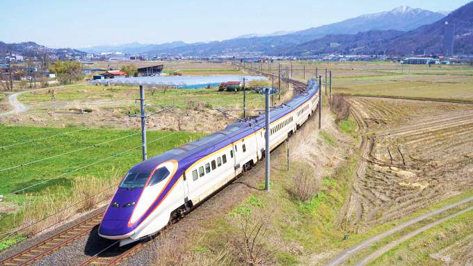 E3系新幹線電車「つばさ」、奥羽本線・かみのやま温泉～羽前中山間