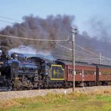 D51形蒸気機関車＋旧型客車・快速「SLぐんまよこかわ」、信越本線・安中～磯部間（2018年撮影）