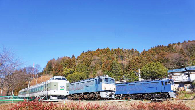189系電車とEF63形電気機関車（碓氷峠鉄道文化むら）