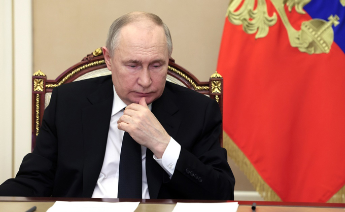 25.03.2024 Russian President Vladimir Putin chairs a video conference meeting discussing post-terrorist attack measures at the Crocus City Hall concert venue at the Novo-Ogaryovo state residence, outside Moscow, Russia. Mikhail Metzel / POOL　Ｓｐｕｔｎｉｋ／共同通信イメージズ