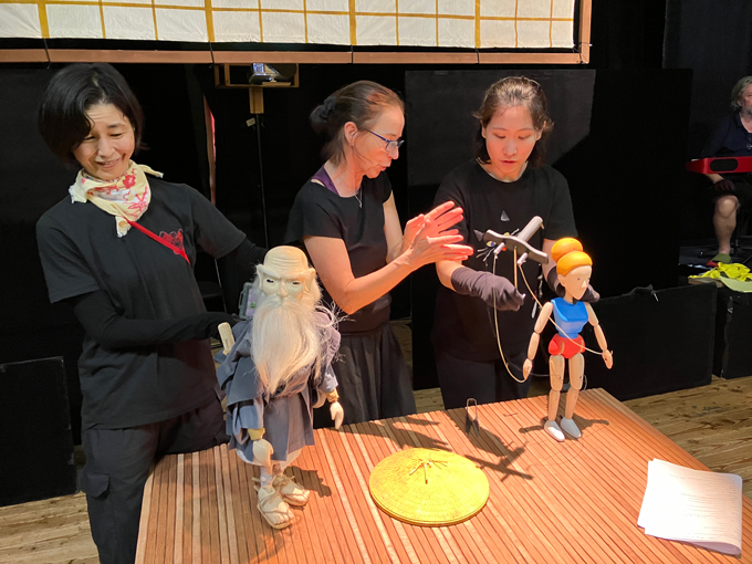 日本とチェコの人形の共演も見どころの一つ（写真提供：人形劇団クープ）