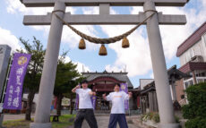 世にも珍しい天神様の立像がご祭神！？　札幌八幡宮にてランパンプスが合格祈願！