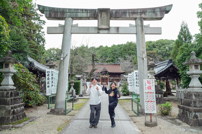 創建年代は不詳！？　古代の信仰跡が残る、織田信長も祈願した手力雄神社にてランパンプスが合格祈願！