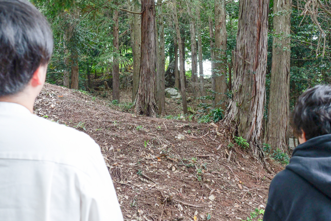 創建年代は不詳！？　古代の信仰跡が残る、織田信長も祈願した手力雄神社にてランパンプスが合格祈願！