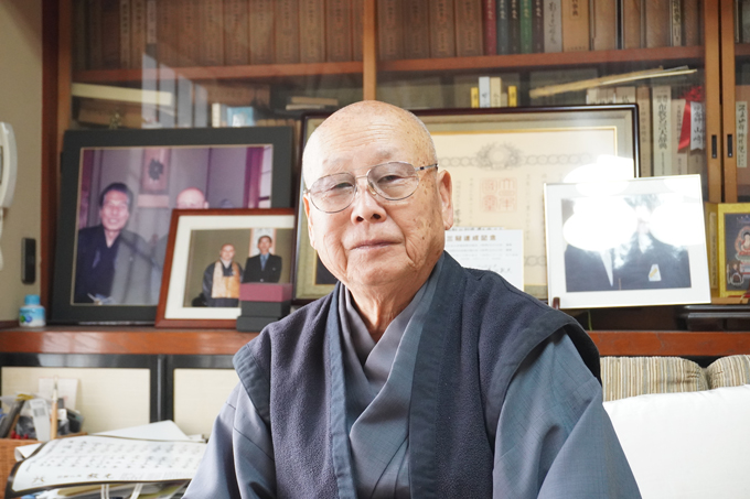 釈迦尊寺・山崎奎一住職