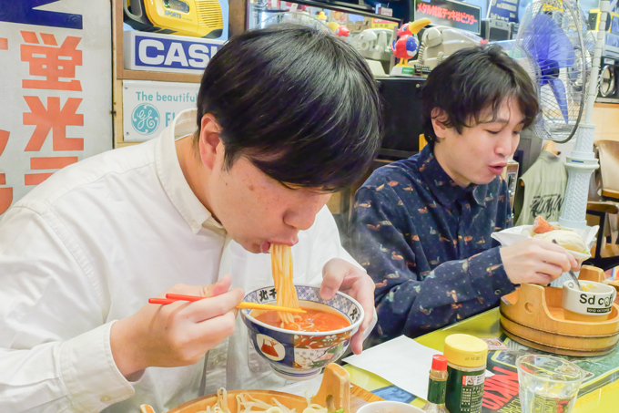 北千住の街の魅力発見！　東京電機大学の学生と一緒にランパンプスが宿場町通りをぶらり街歩き！