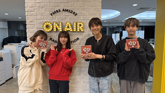 『からかい上手の高木さん』で知られる山本崇一朗の新連載！“日常×チョイラブ”なハイブリッドコメディ『マネマネにちにち』の魅力