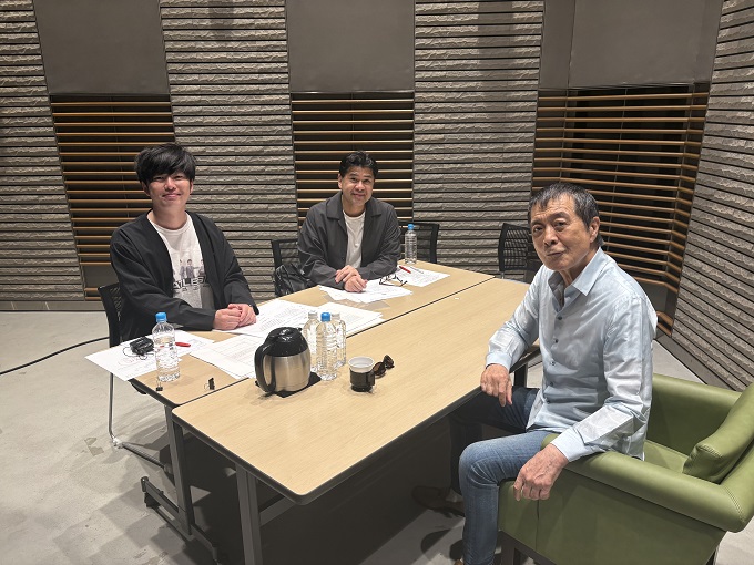 左から遠山大輔、垣花正、矢沢永吉