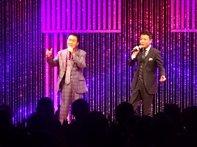 五木ひろし、中山秀征