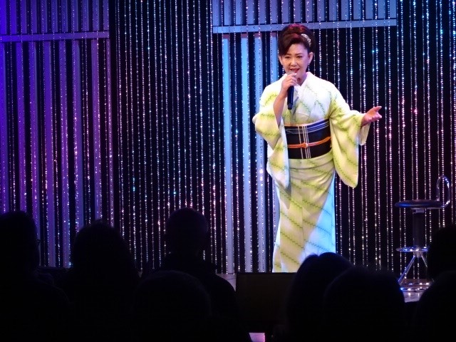 若山かずさ