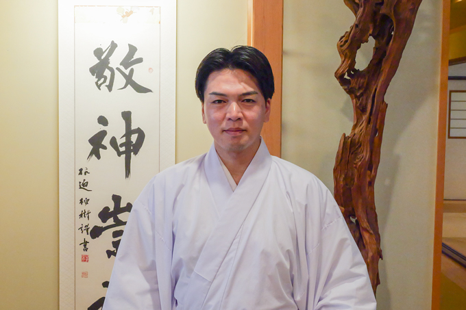 口伝で残された二千年の歴史！？　古来より天神を祀る、布多天神社にてランパンプスが合格祈願！