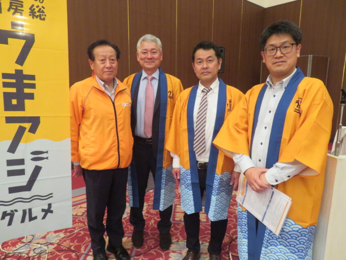 南房総市観光協会(左から)事務局長 加藤博和さん、会長の清宮信英さん、副会長の鈴木洋一さん、企画の多田福太朗さん