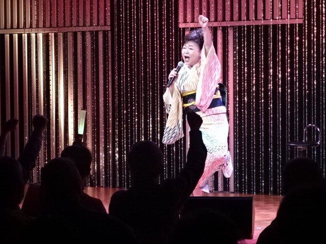 中村美律子