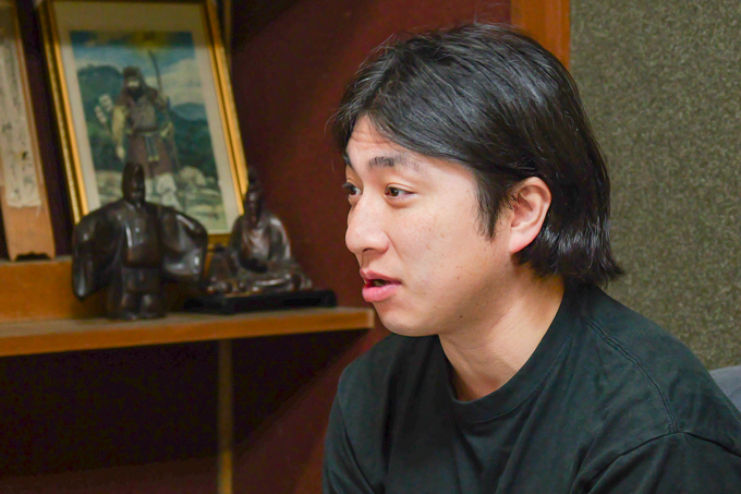 日本で唯一の頭の神様！？　世にも奇妙な由緒が伝わる、頭之宮四方神社にてランパンプスが合格祈願！