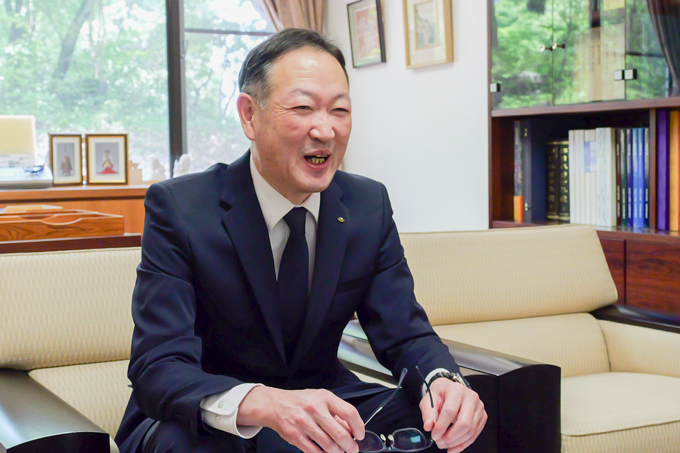 全国にたった2校だけ！？　西日本を代表する神道学科を有する、皇學館大学にてランパンプスが徹底取材！