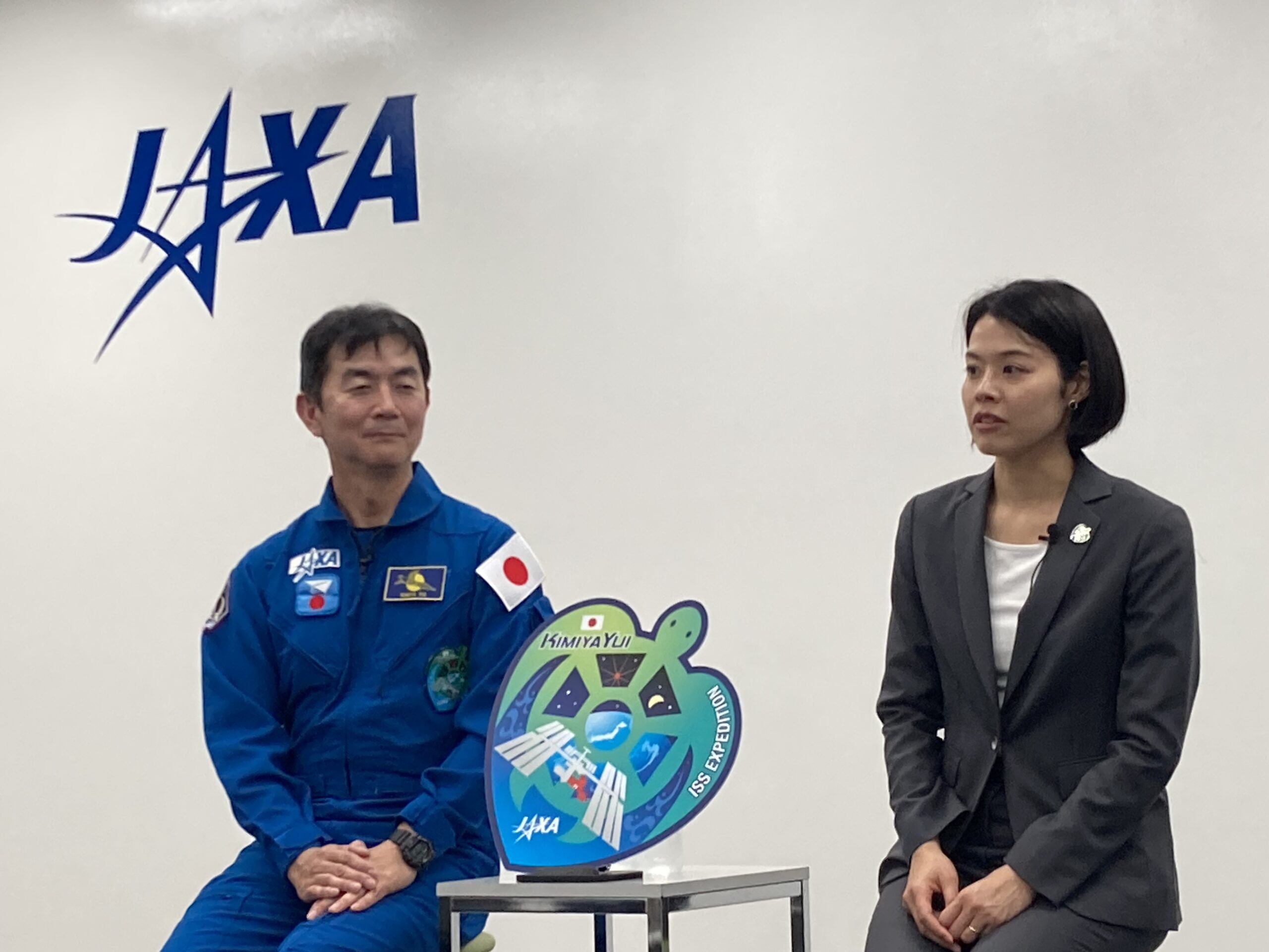 6月4日行われた記者会見　写真右は松﨑乃里子インクリメントマネージャ