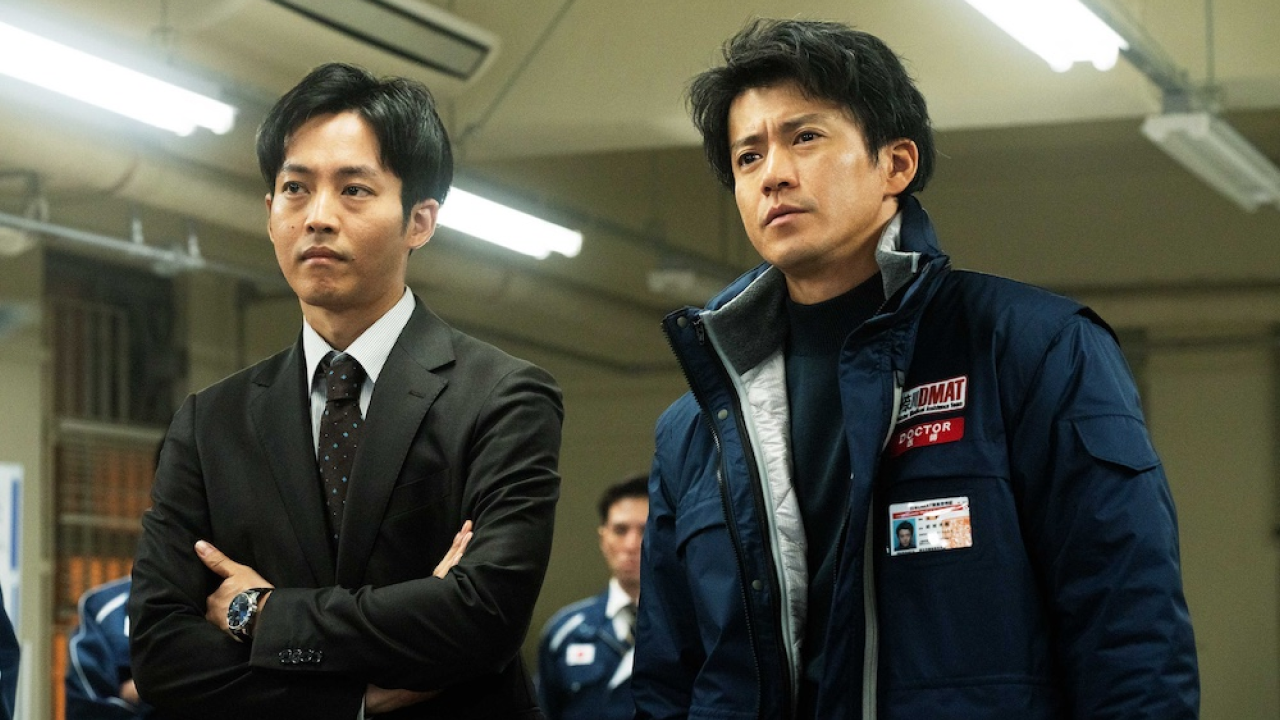 『フロントライン』小栗旬主演、前代未聞のウイルスと戦った人々の物語