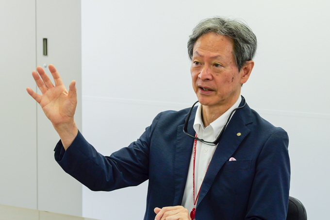 全国で唯一の不動産学部！？　ホスピタリティ精神を学べる明海大学にてランパンプスが徹底取材！