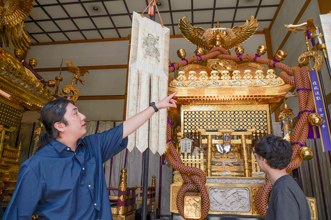 日本一の大きさを誇る御神輿！？　江戸三大祭りの一角を担う、富岡八幡宮にてランパンプスが合格祈願！