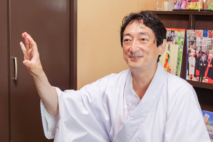 日本一の大きさを誇る御神輿！？　江戸三大祭りの一角を担う、富岡八幡宮にてランパンプスが合格祈願！